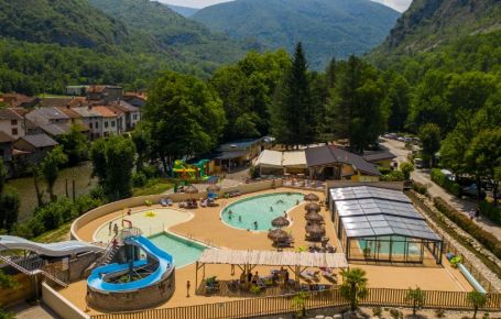 Profitez de nos piscines dont une chauffée en Ariège