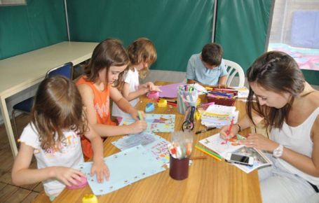 Des jeux ludiques et éducatifs pour les enfants au camping en Ariège