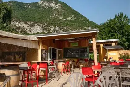 Dienste 5 910217y Camping des Grottes MORA 2006 26 m Alliat 1