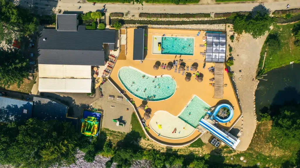 Copyright VDEC DRONE LES GROTTES 16