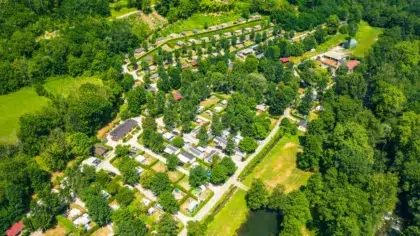 Group 6 Copyright VDEC DRONE LES GROTTES 49 1