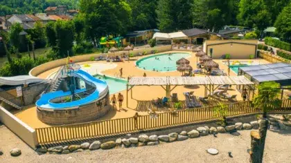 Wasserpark 13 Copyright VDEC DRONE LES GROTTES 55 1